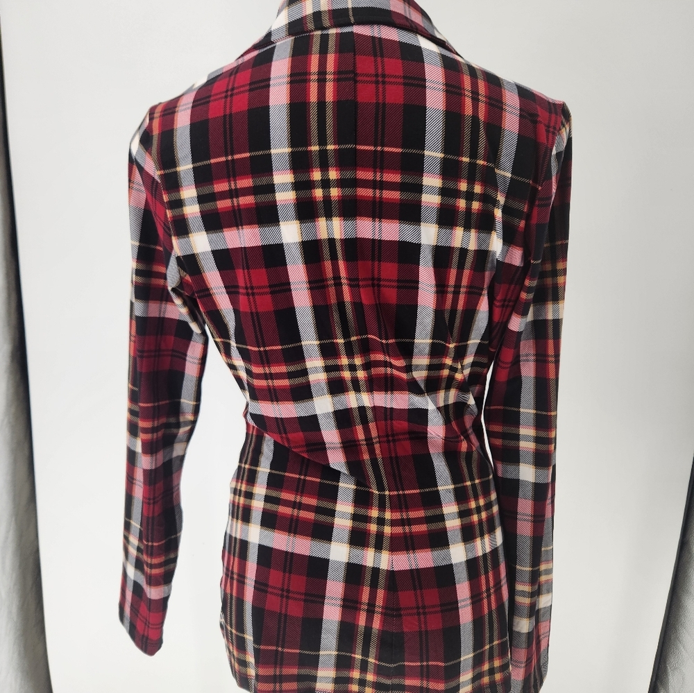 VENUS Red Black Plaid Button-Down Shirt - Picture 2 of 5